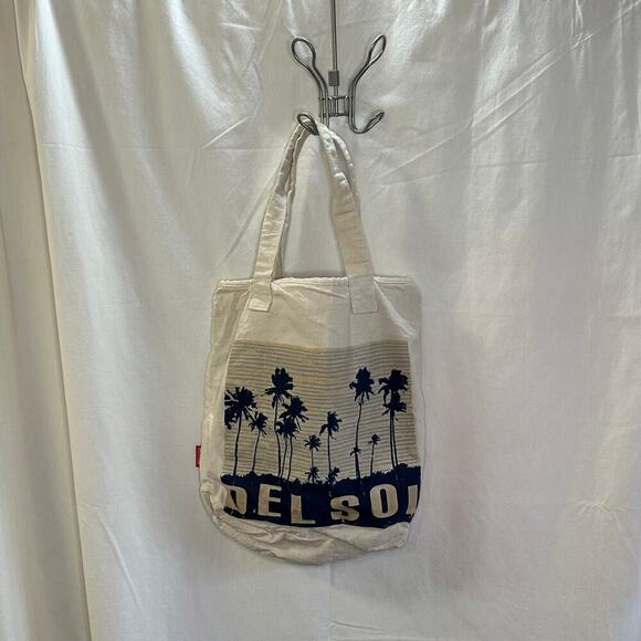 Del Sol Canvas Tote Bag – Color-Changing Beach Bag with Palm Tree Design - Picture 1 of 4